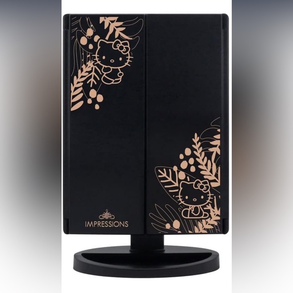 Impressions Vanity X Hello Kitty | TriFold LED Makeup Mirror with Magnification - Picture 4 of 5